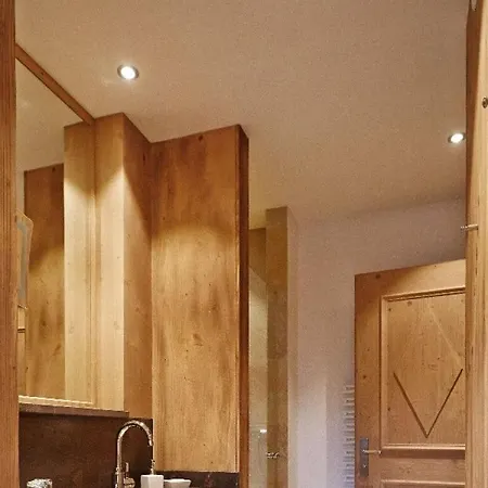 Birch Modern Retreat Dağ evi *